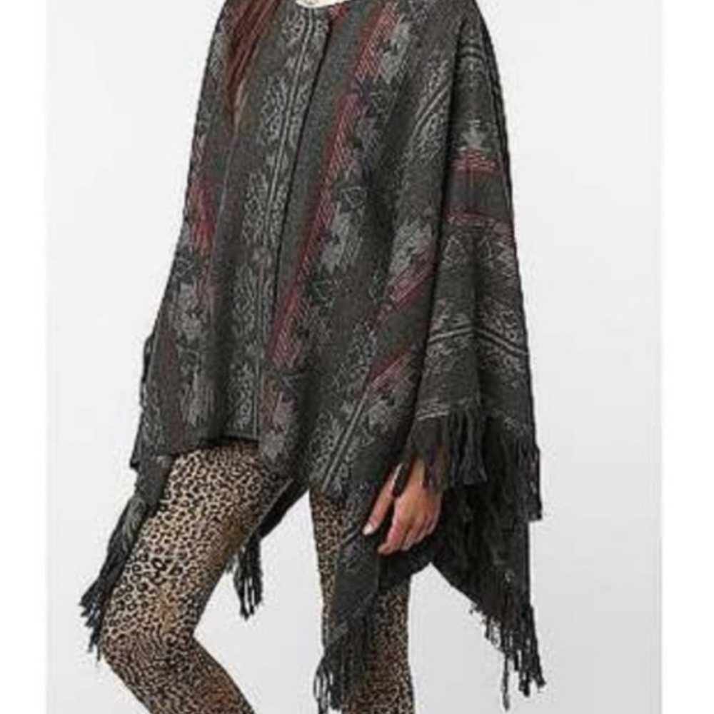 Urban Outfitters Ecote Aztec Print Poncho